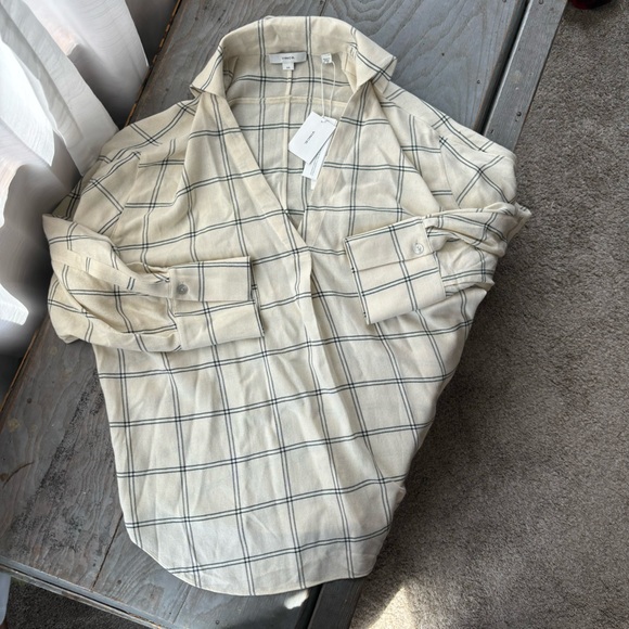 NWT Vince long sleeve vneck blouse ~pale oat | size large - Picture 6 of 8